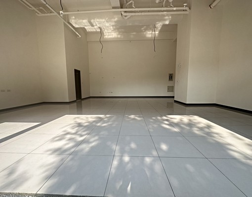 福爾摩沙黃金店面 - Image 2