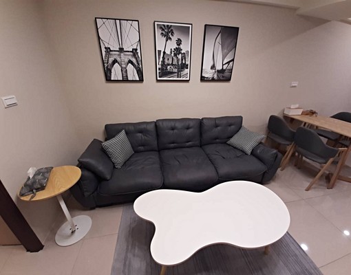 三多捷運💎繽海全新大2房平車💎泉丞房屋 - Image 1