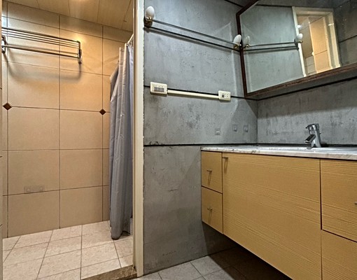 騎車5分鐘中研院,垃圾代收、包裹代收,帶機車位 - Image 6