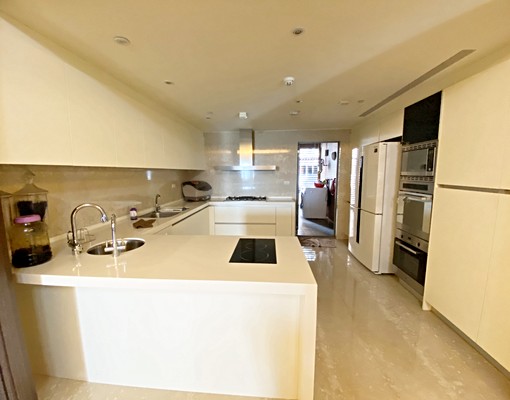 🅰新光三越旁皇居6星級社區公設服務正4房+傭人房雙平車 - Image 6