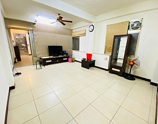 北區台中科大#透天整棟#中國醫有車庫燒香寵物 - Image 1