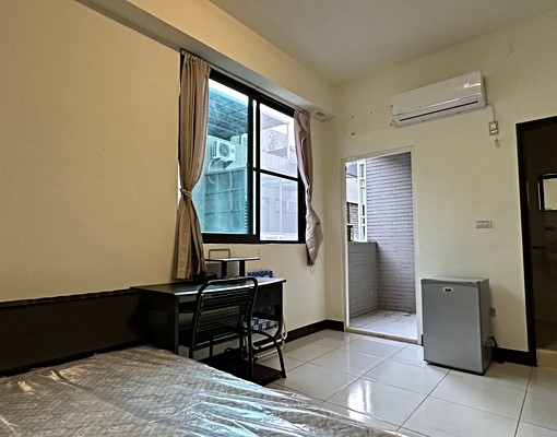 善化市中心套房-交通、購物、餐飲都不遠，理想套房出租！ - Image 2