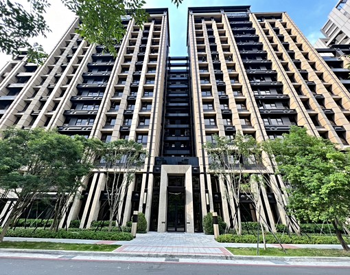 飯店級九昱希爾登公園3房改2房+車位 - Image 1