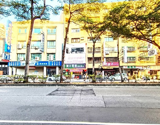 ***東區南紡商圈整新辦公空間~ - Image 9