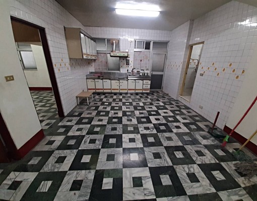 R10美麗島💎2樓公寓空屋💎南華夜市旁 - Image 2