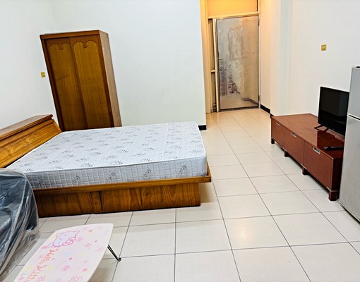 可租補*室內停機車.鄰近後火車站口 - Image 4