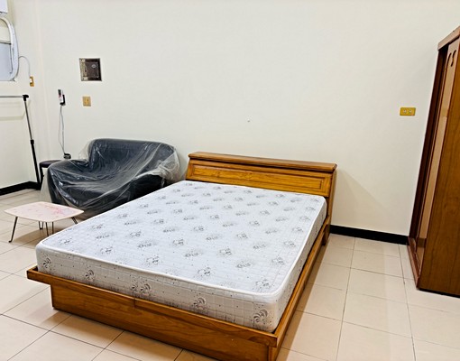 可租補*室內停機車.鄰近後火車站口 - Image 3