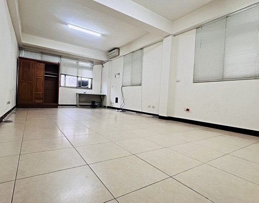 益民商圈透天🔥可員工宿舍@租補戶籍@附車庫@簡易傢俱 - Image 7