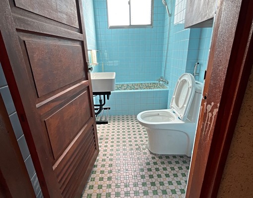 東市場電梯大套房出租 - Image 6