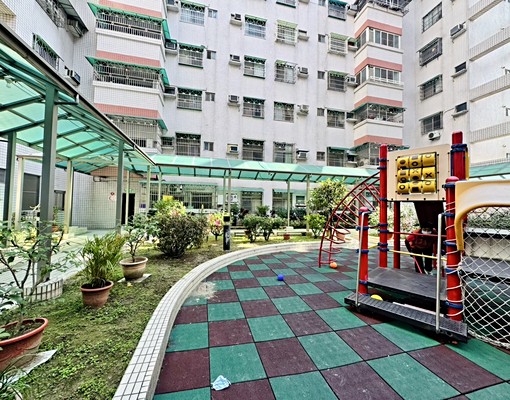 【輔英科技大學】景觀亮麗電梯美四房 - Image 1