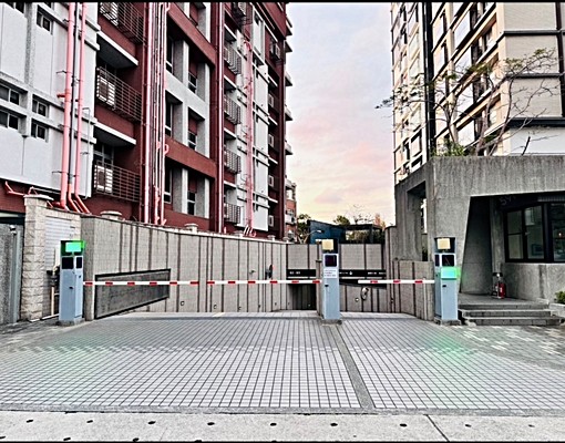 🍎室內坡道平面車位|大小皆有先選先贏🌈大家的惠玲 - Image 2