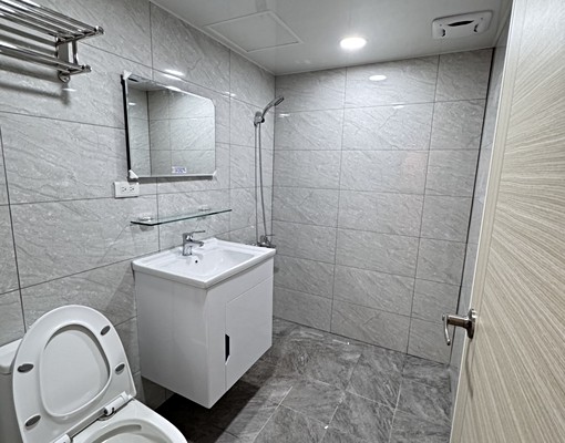 藝文特區全新裝潢演說家兩房可租補社宅 - Image 3