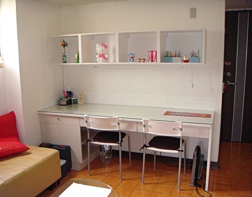 室內設計好、櫃子多,交通方便,再多的衣物都可放得下。一隻皮箱 - Image 6