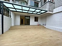環河路名仕花園全新庭院一樓..