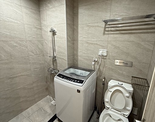 大降價全新套房幸福站頭前國中 - Image 4