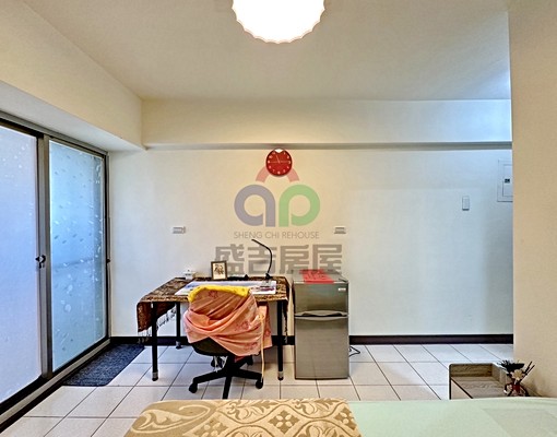 中科東海,全新整理,獨洗曬,電視可投影,可租補 - Image 5