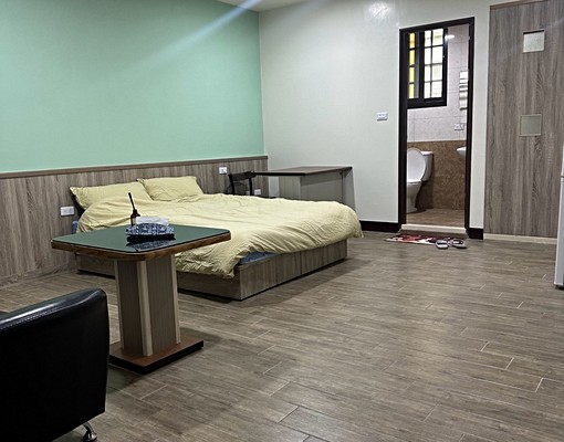 大降價！全新優質大套房親民價格別墅級享受~~~ - Image 1