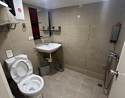 國賓戲院旁電梯5樓優質美套房採光裝潢佳~ - Image 8