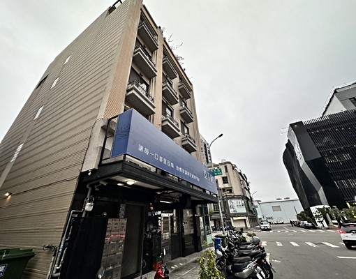 崇德商圈-電梯套房-可雙租補-電5.5全配-附工作證 - Image 2