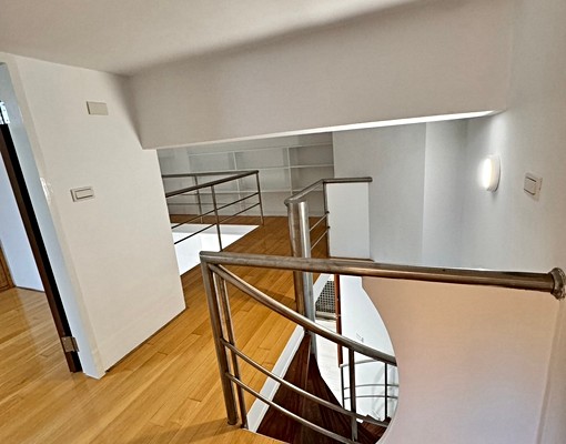 正德國中旁一樓花園四房車(可入戶籍/租補/公證/社宅) - Image 2