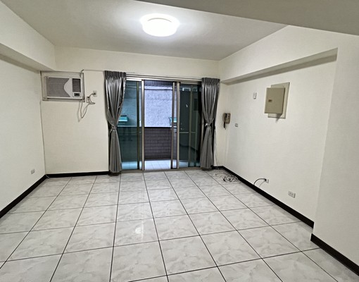 三重區稀有少見!四房雙衛浴有電梯 - Image 2