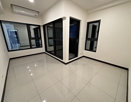 舒服店~傢俱全配簡單入住(仁仁河2仁仁緣)含車 - Image 2