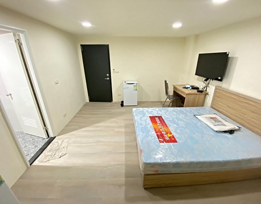 轉運站旁/大坪數/全新裝修 - Image 1