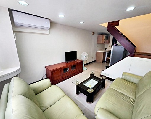 家樂福_近台元_挑高優質樓中樓 - Image 1