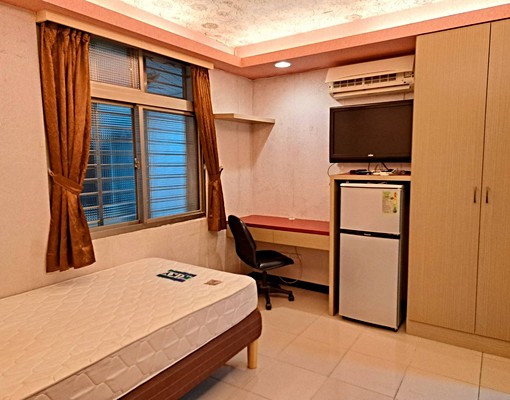 學府路公㝢4樓獨立套房5坪,免仲介費、可租補哦~~~ - Image 3