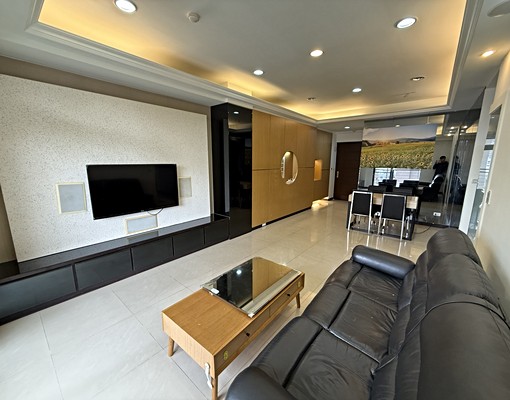 ❀藝文特區旁❀精美三房雙車位❀三面採光❀四陽台 - Image 1