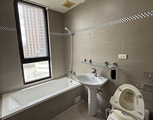 ❀藝文特區旁❀精美三房雙車位❀三面採光❀四陽台 - Image 9