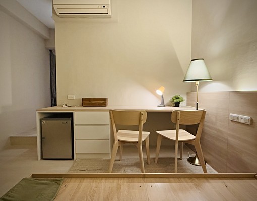 【質感雙人套房＋大露臺】【可租補】捷運七張站步行5分鐘 - Image 1