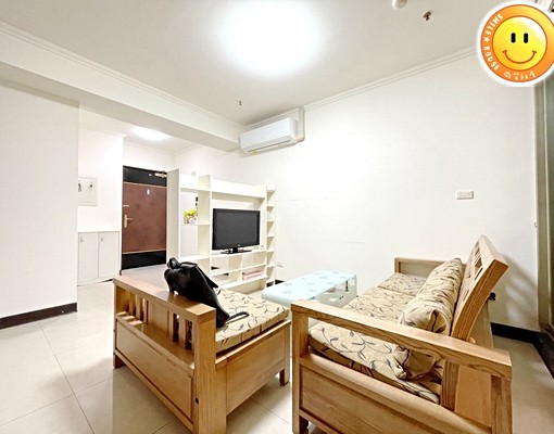 海華巴黎。超大一房一廳。16000含管 - Image 2