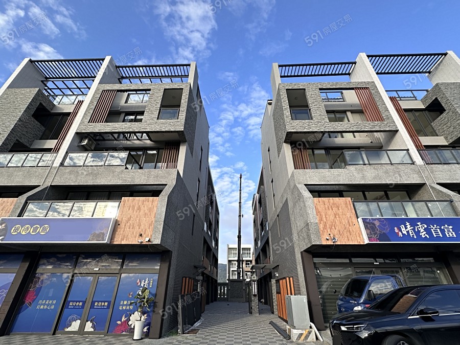 晴雲首富實景圖