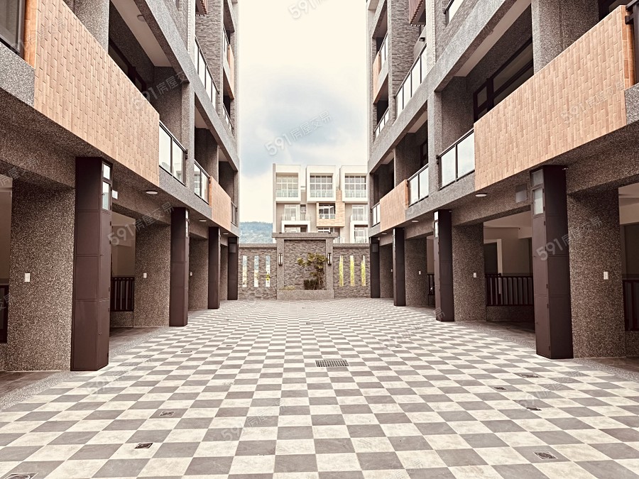 晴雲首富實景圖