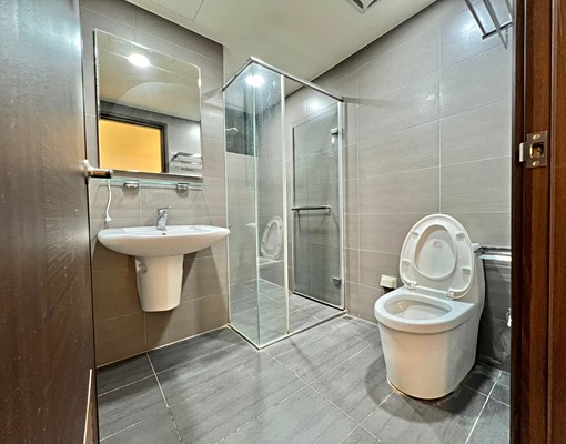 許淑靜～忠孝一品３房美厦出租 - Image 5