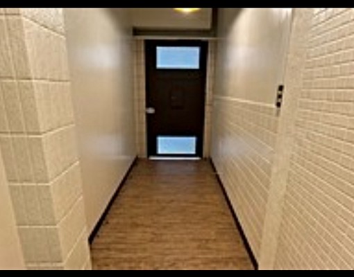 （仲介免）透天2、3樓四雅房+頂樓大空間，獨立門戶進出。 - Image 2