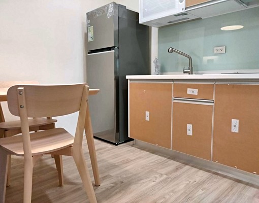 愛河旁,近真愛碼頭輕軌,全新裝潢,附傢具 - Image 4