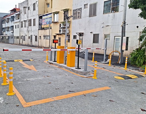 【汽車月租車位900元租就送機車月租】羅東火車站後站對面 - Image 5