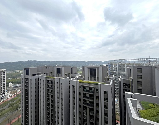 高鐵惠友遠見採光套房(租) - Image 14