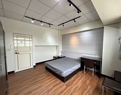 新裝潢大坪數+一房一廳+適小家庭+短租/租補可 - Image 4