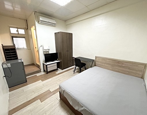 獨家只有一間!火車站國泰套房包水包瓦斯可養愛寵 - Image 1