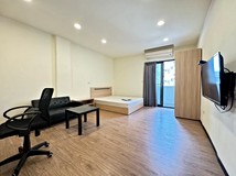 牛埔路JP湕平🏠黃金店面滿租..