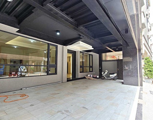 明衙路大空間露臺電梯別墅1~2樓🏬自家辦公室I詳看內文 - Image 1