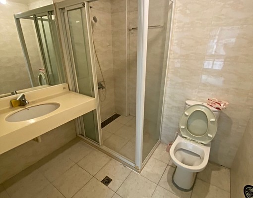 市政府站麥當勞旁/精美裝潢三房平車可租補 - Image 8