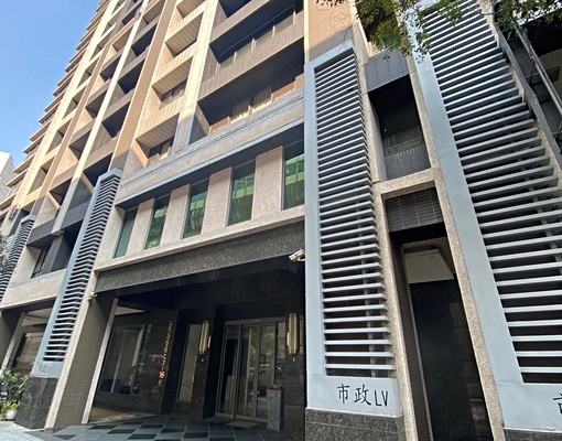 市政府站麥當勞旁/精美裝潢三房平車可租補 - Image 16