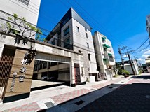 忠義三街11巷稀有大面寬併排..