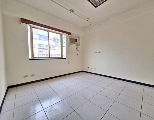 **可辦公室.工作室.地點優**優質社區** - Image 6