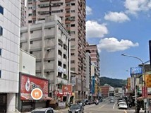 五福二街藝文特區.雙面臨路..