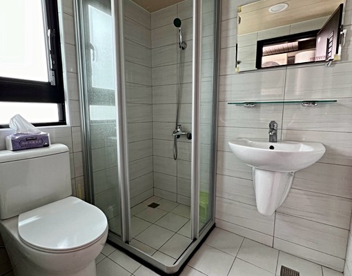 $近全新傢俱家電的兩房兩衛_屋主直租$ - Image 4